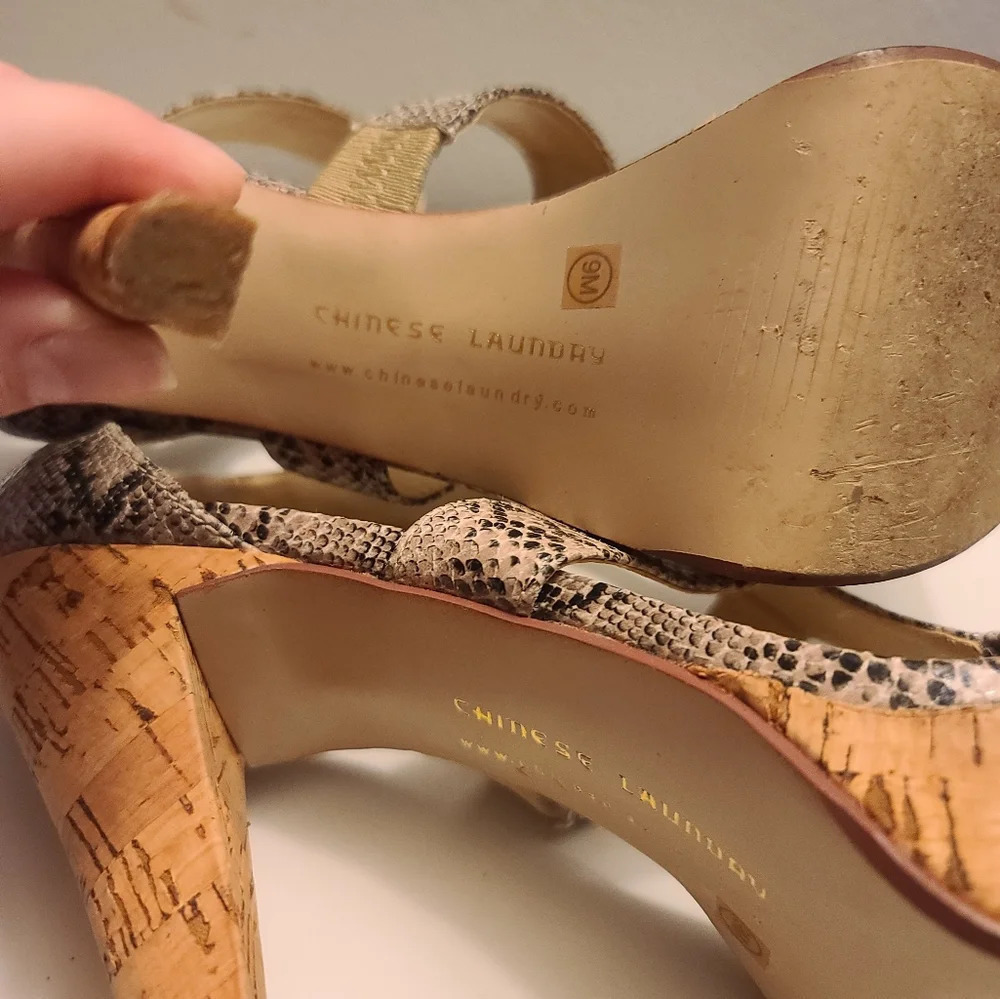 Chinese Laundry heels - Picture 5 of 8